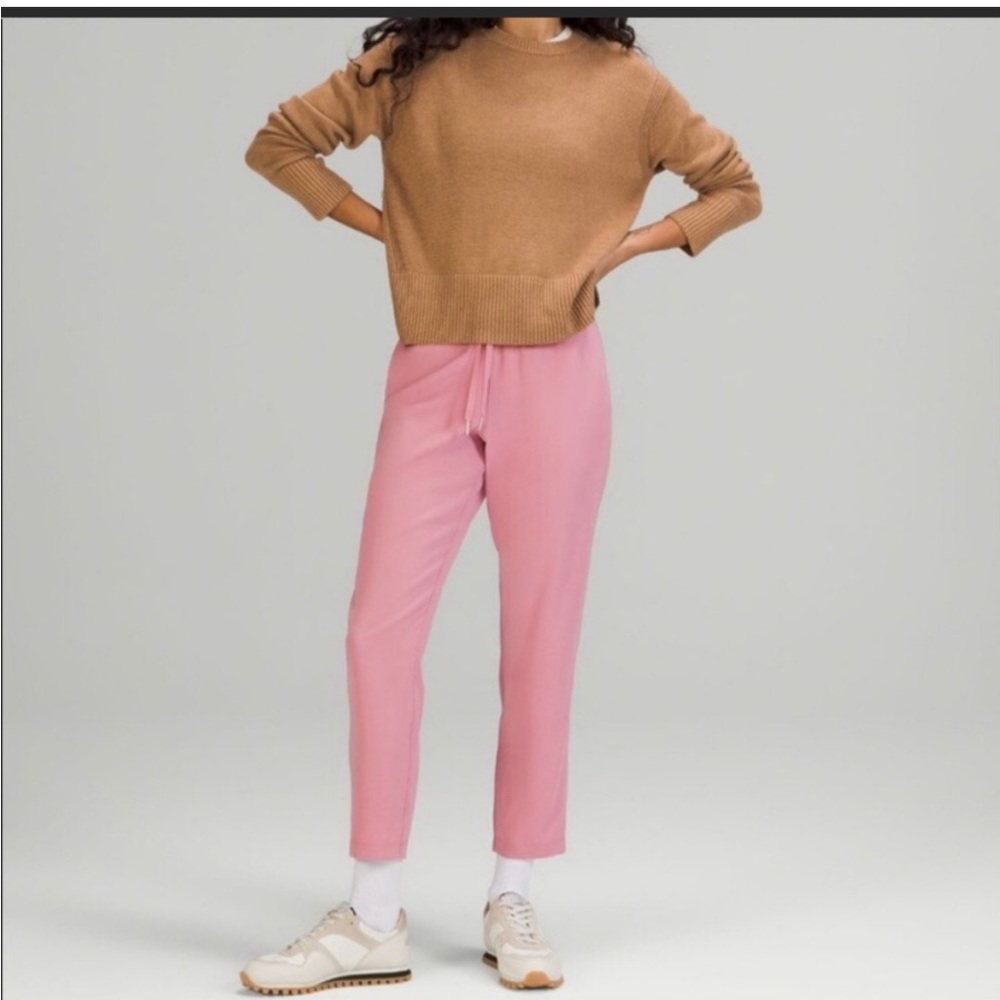 Lululemon On The Fly 7/8 Pant (Woven) 4 purple Pink Taupe PKTP Mid-rise 27”